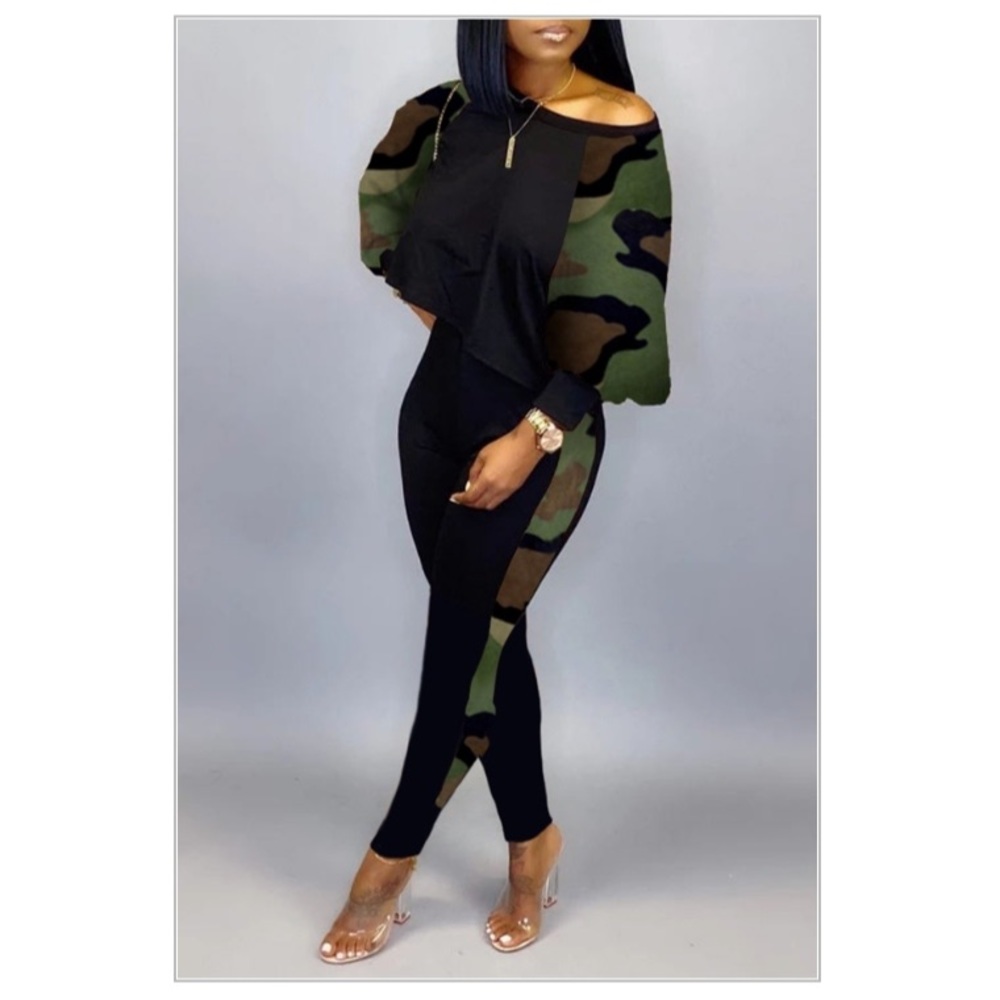 Two piece army pattern on side and arms